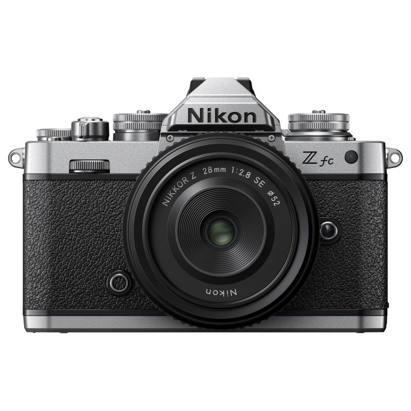 Nikon Z fc + Nikkor Z 28mm f/2.8 SE + SD 64GB Lexar 800X Pro