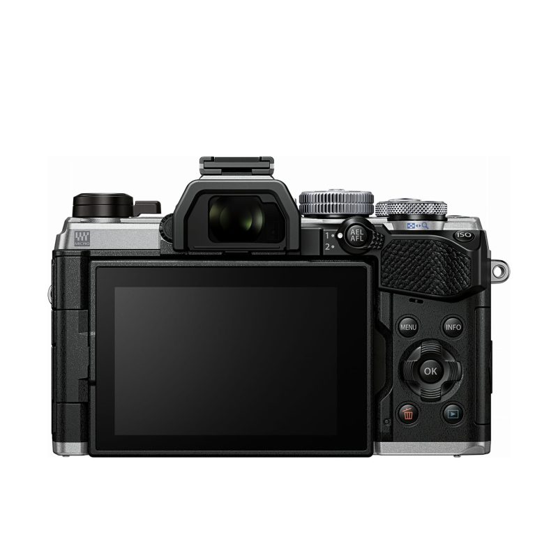 Olympus OM System OM-5 Silver + M. Zuiko 12-40mm f/2.8 II Pro - immagine 3